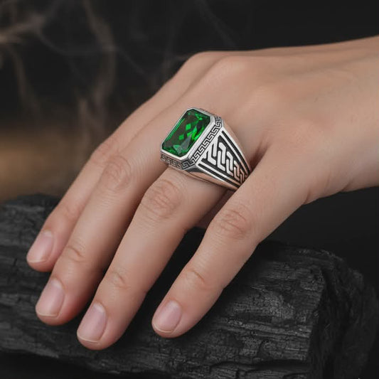 Ancient Emerald Ring