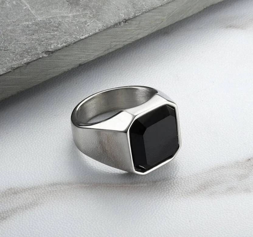 Vintage Black Square Ring