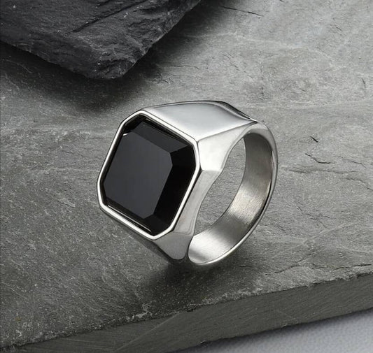 Vintage Black Square Ring